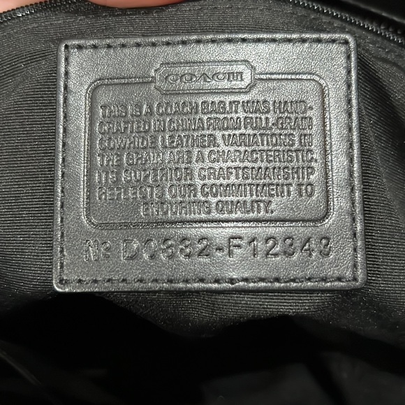 EUC Coach Black Leather Handbag - Picture 6 of 8